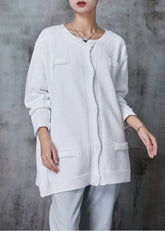 Bio-Strickjacke mit Rundhalsausschnitt und Knopfleiste, Weiß, Frühling